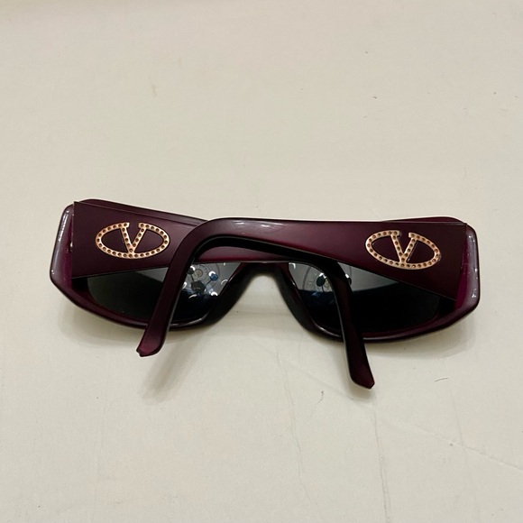 Valentino Garavani Burgundy Large Sunglasses with Case 5449S CZZ 56#16 130 - Picture 13 of 16
